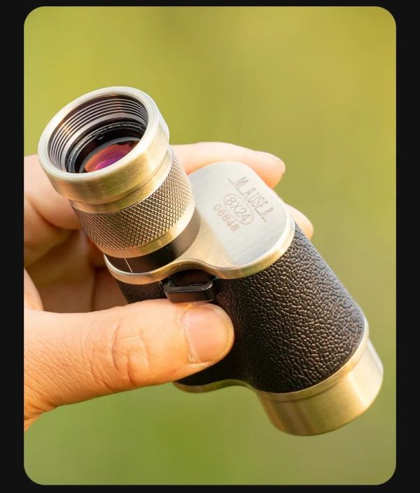 Monoculaire 8x24 tout métal — finition laiton et cuir, format une main Monoculaire 8×24 tout métal — vue 6
