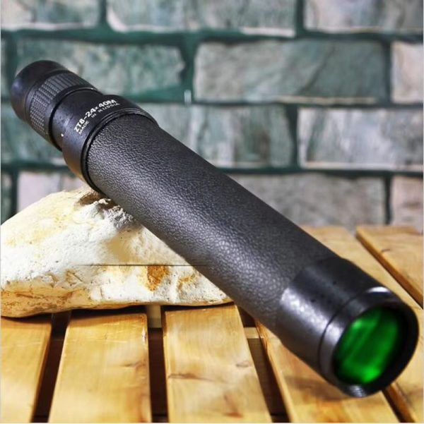 Monoculaire ZT8-24x40M — longue-vue à zoom 8-24x40, corps métal, étui inclus Monoculaire ZT8-24x40M — vue 5